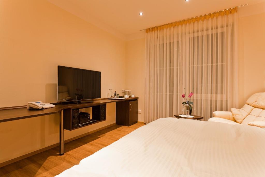 Engelhard Das Landhotel Garni Kirchheim am Ries Szoba fotó
