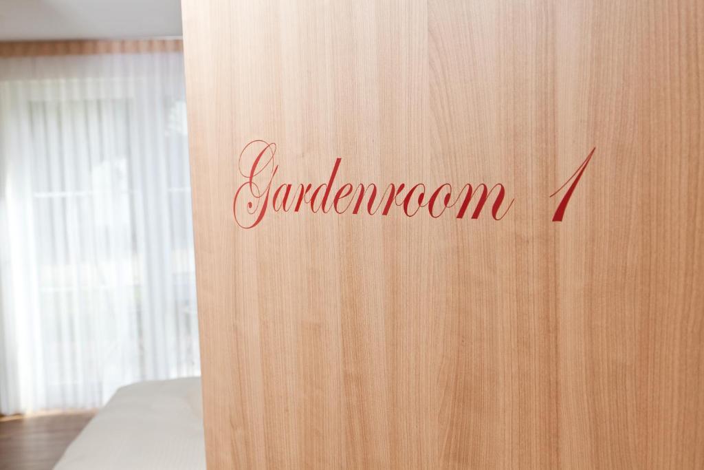Engelhard Das Landhotel Garni Kirchheim am Ries Szoba fotó