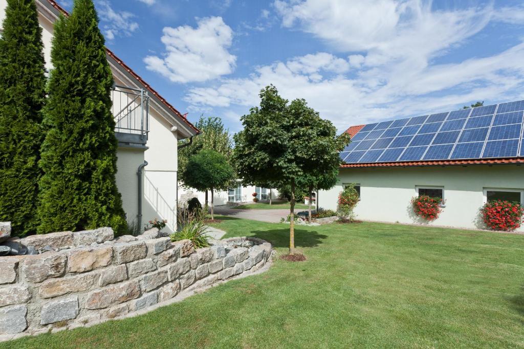 Engelhard Das Landhotel Garni Kirchheim am Ries Kültér fotó