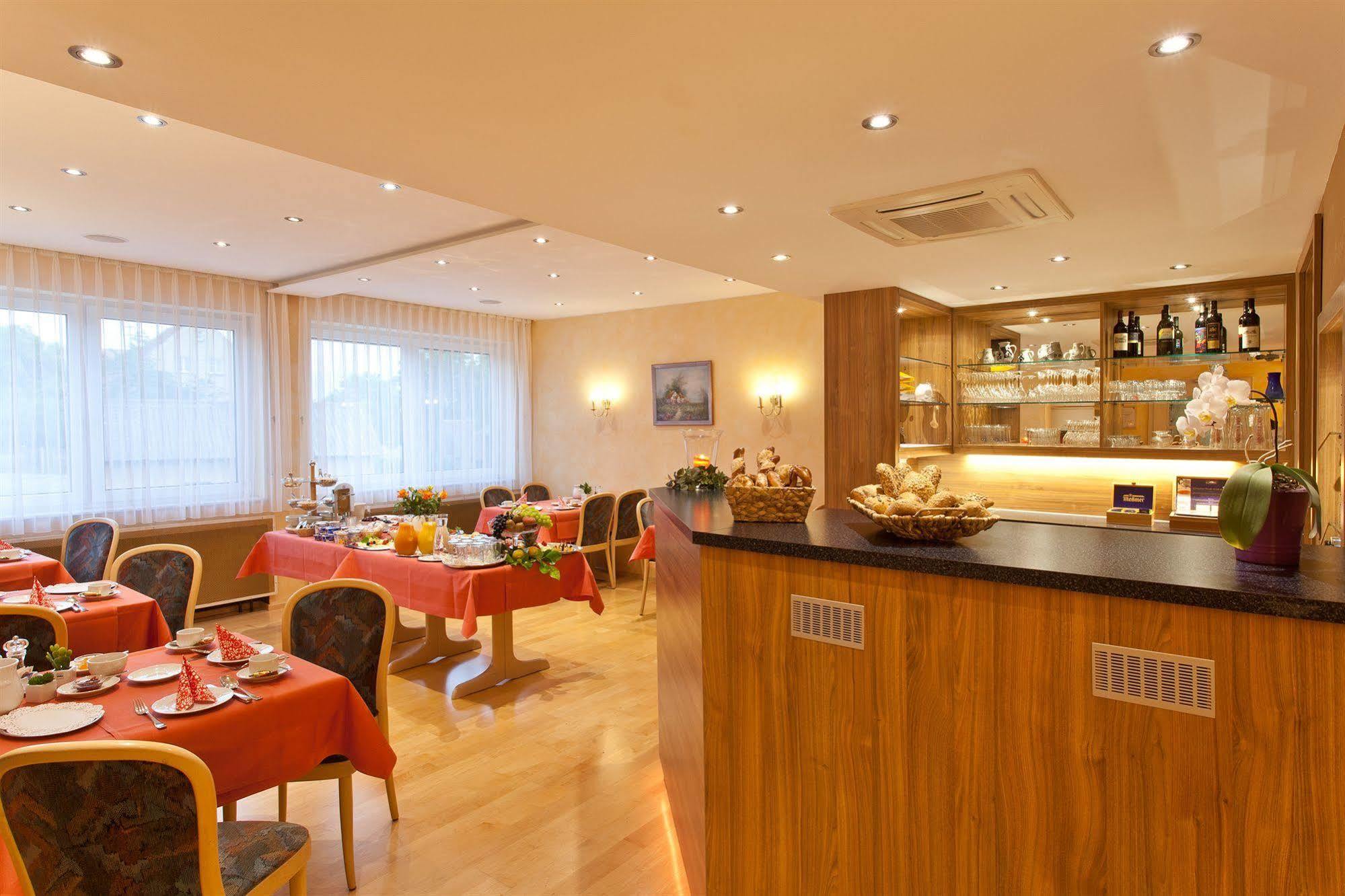 Engelhard Das Landhotel Garni Kirchheim am Ries Kültér fotó